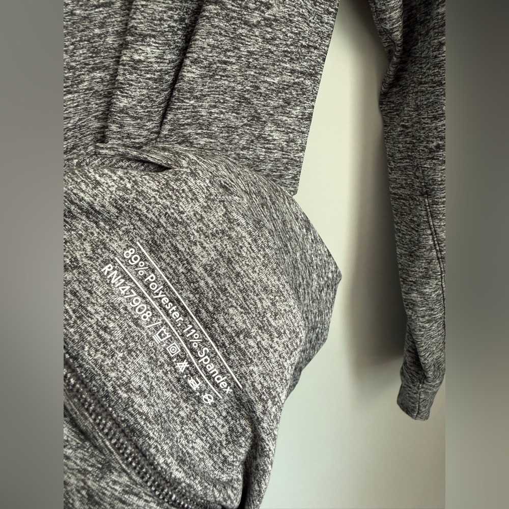 Men’s Outdoor Voices Cloudknit Gray Pullover Hoodie Heathered Medium - Picture 4 of 7